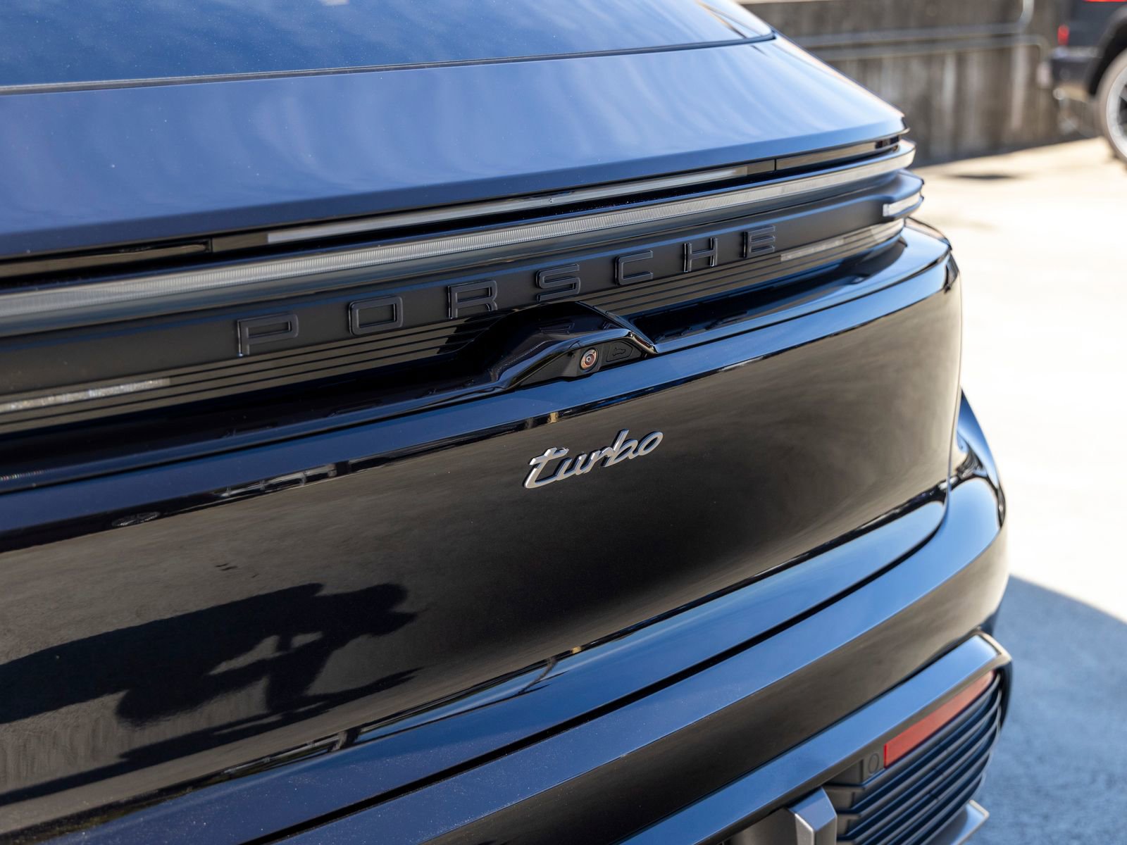 New 2026 Porsche Macan Turbo Electric image 21