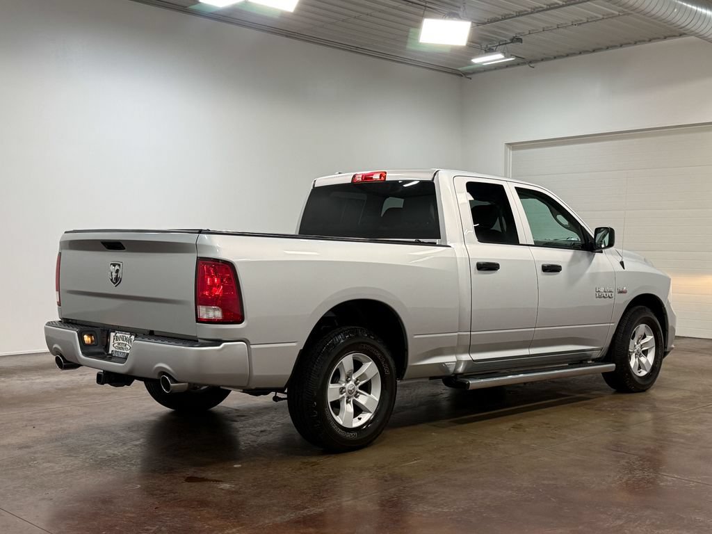 Used 2017 RAM 1500 Express RWD image 24
