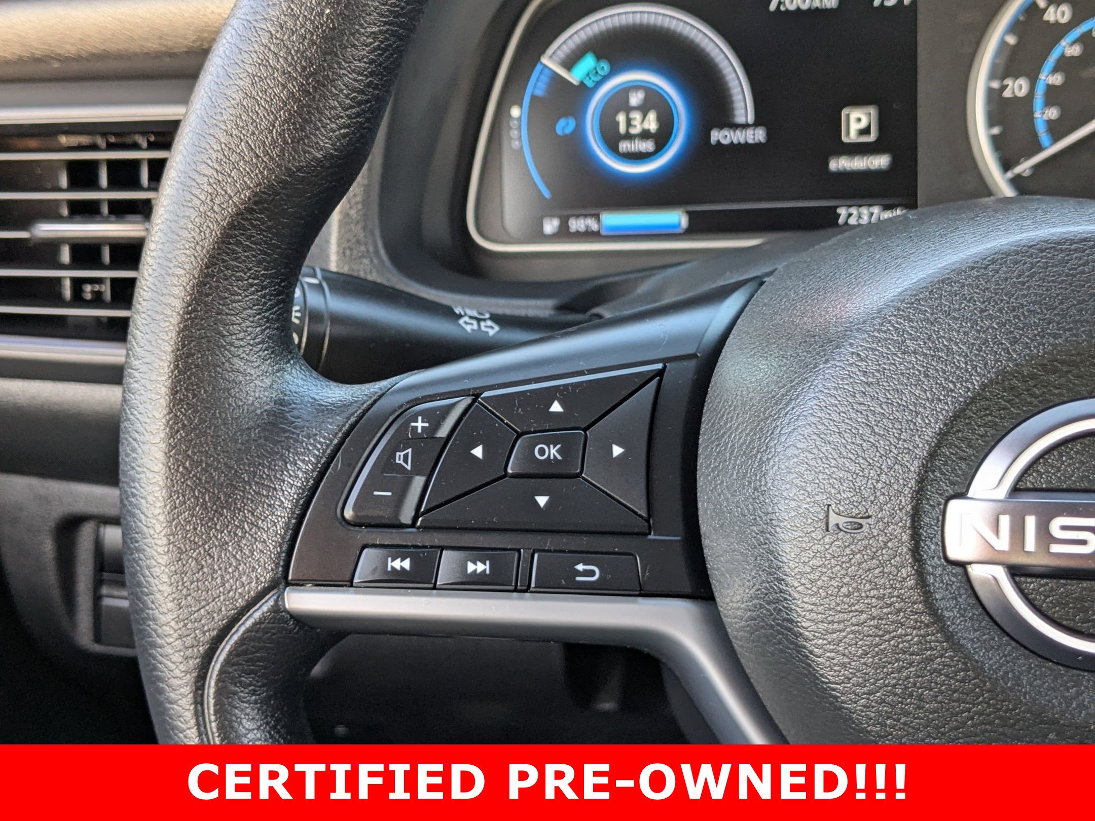 Certified 2024 Nissan Leaf S image 18