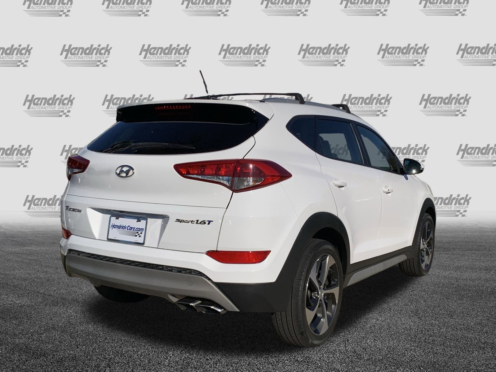 Used 2017 Hyundai Tucson Sport image 10