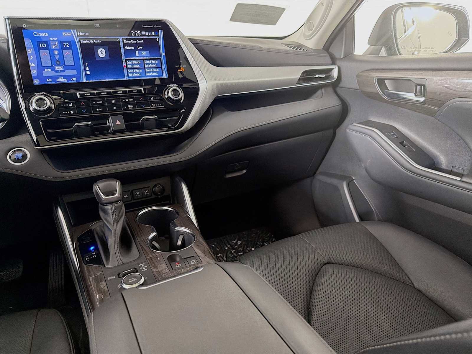 Used 2021 Toyota Highlander Platinum AWD/4WD image 44