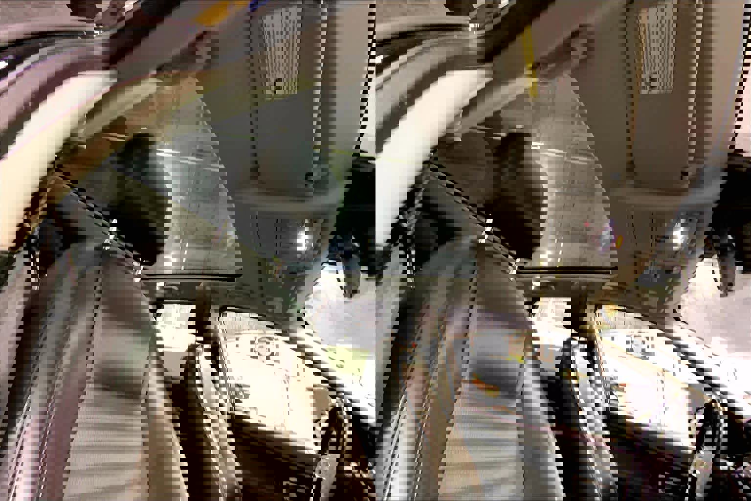 Used 2017 Land Rover Discovery Sport HSE Luxury image 13