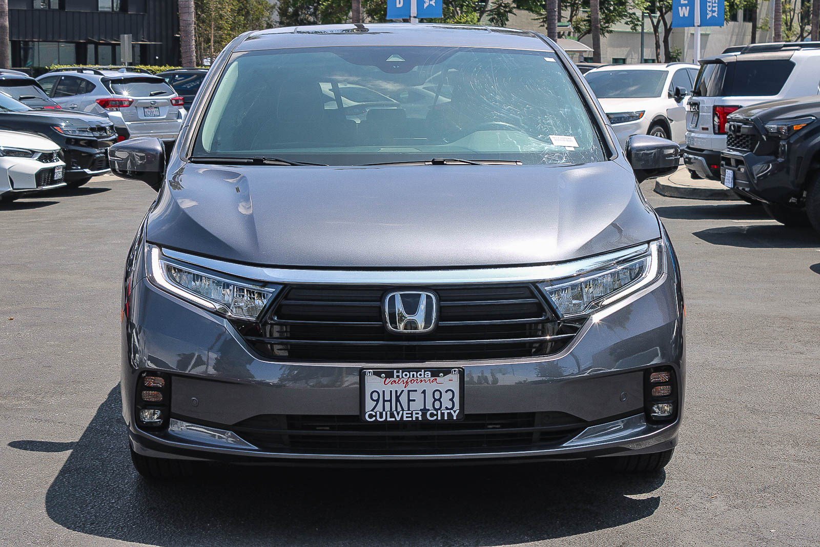 Certified 2023 Honda Odyssey Elite image 2