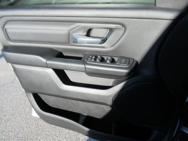 New 2026 RAM 1500 Express image 27