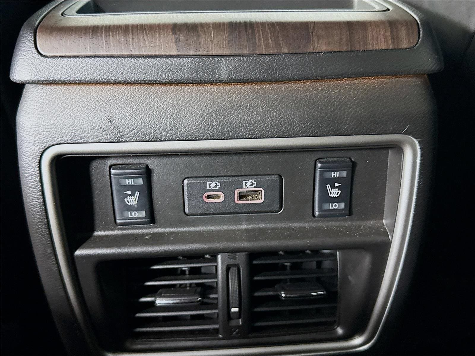 Used 2022 Nissan Murano Platinum w/ Cargo Package FWD image 27