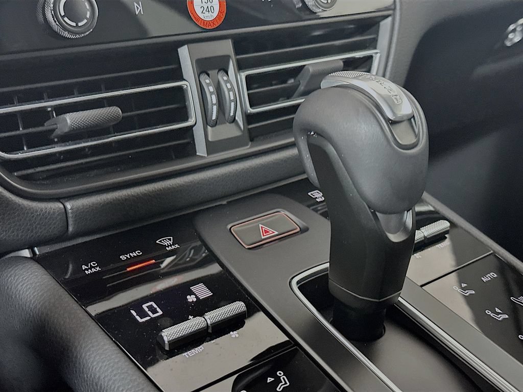 New 2026 Porsche Macan Turbo AWD/4WD image 17