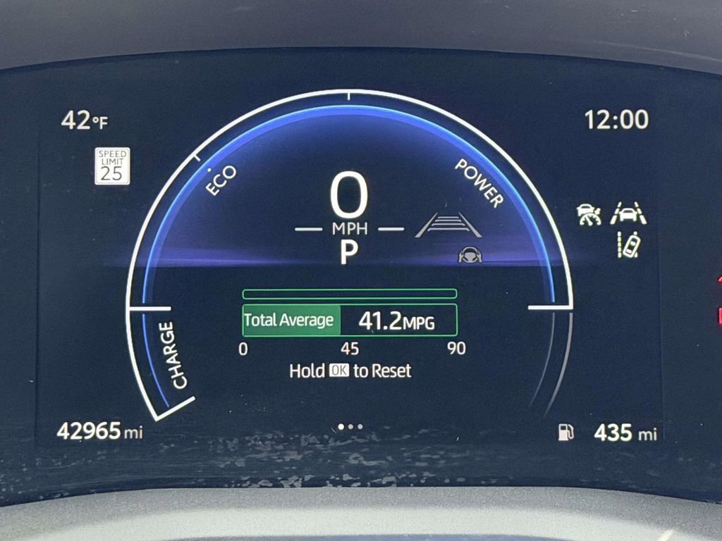 Certified 2025 Toyota Camry SE w/ Convenience Package image 11