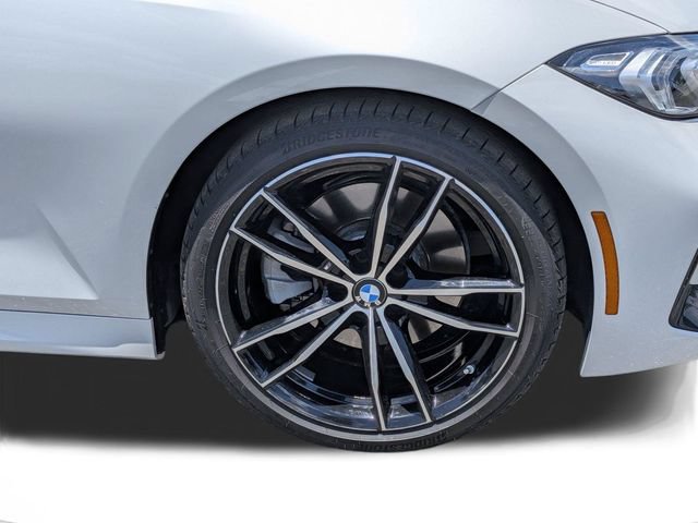 Used 2024 BMW 330i Sedan w/ M Sport Package RWD image 10