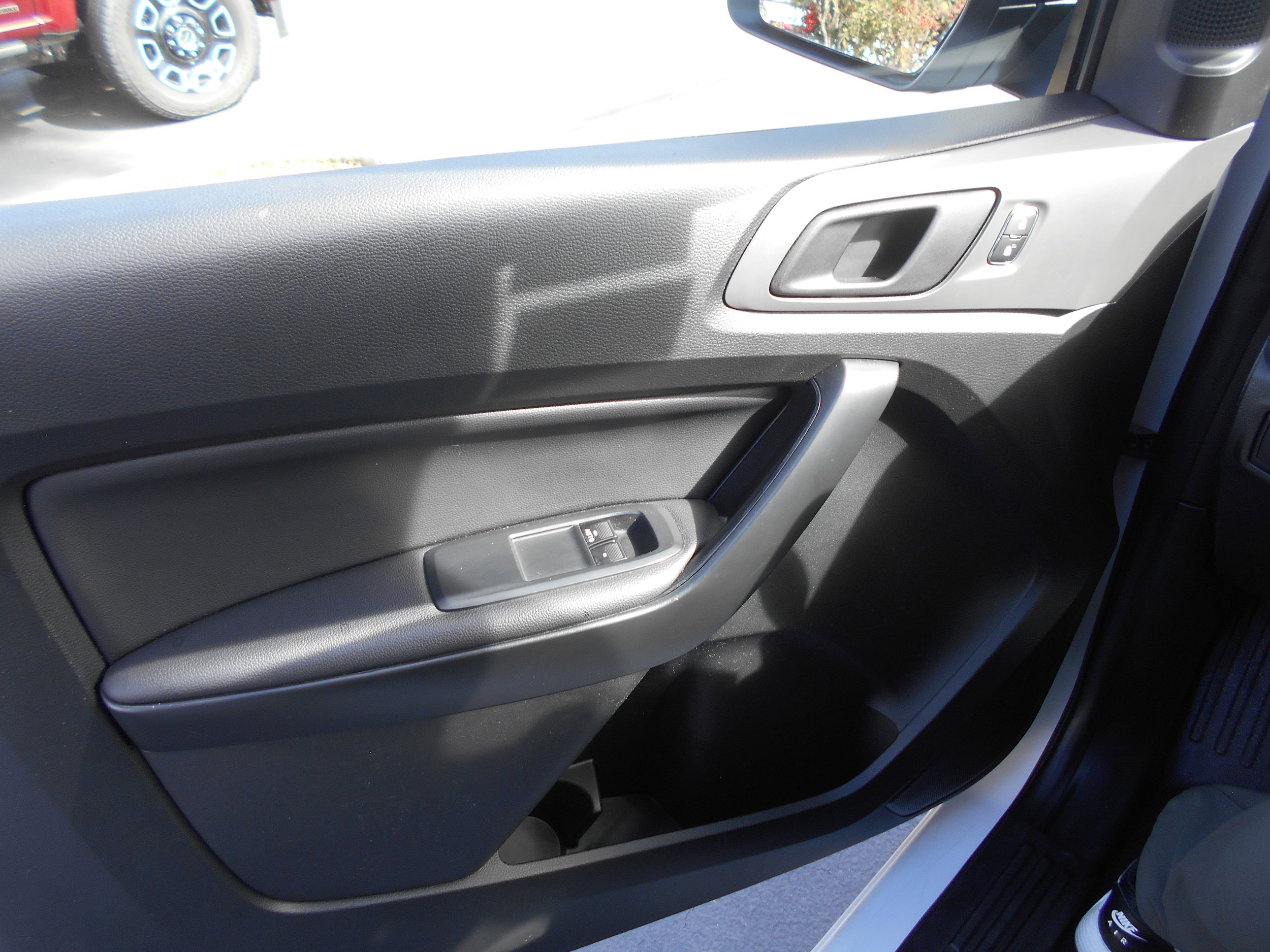 Used 2022 Ford Ranger XL image 9