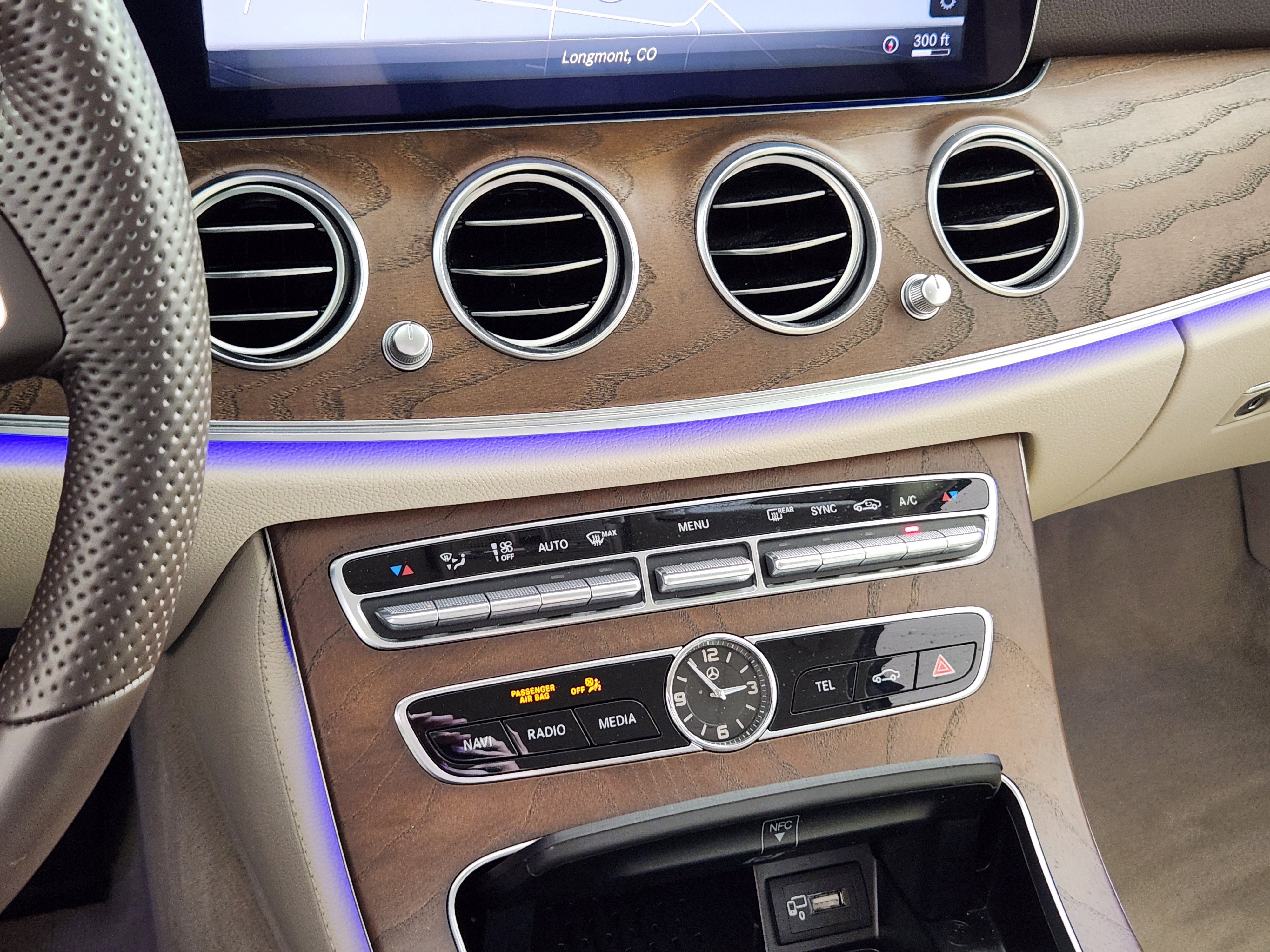 Used 2018 Mercedes-Benz E 300 4MATIC image 24
