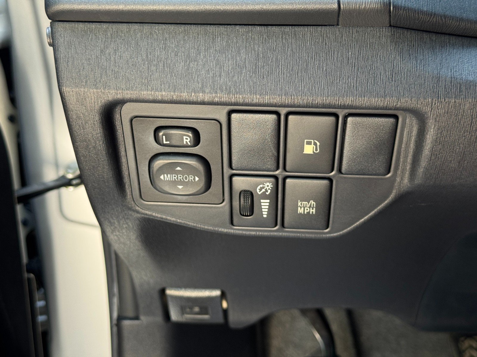 Used 2014 Toyota Prius Prime Plug-In Hybrid FWD image 16
