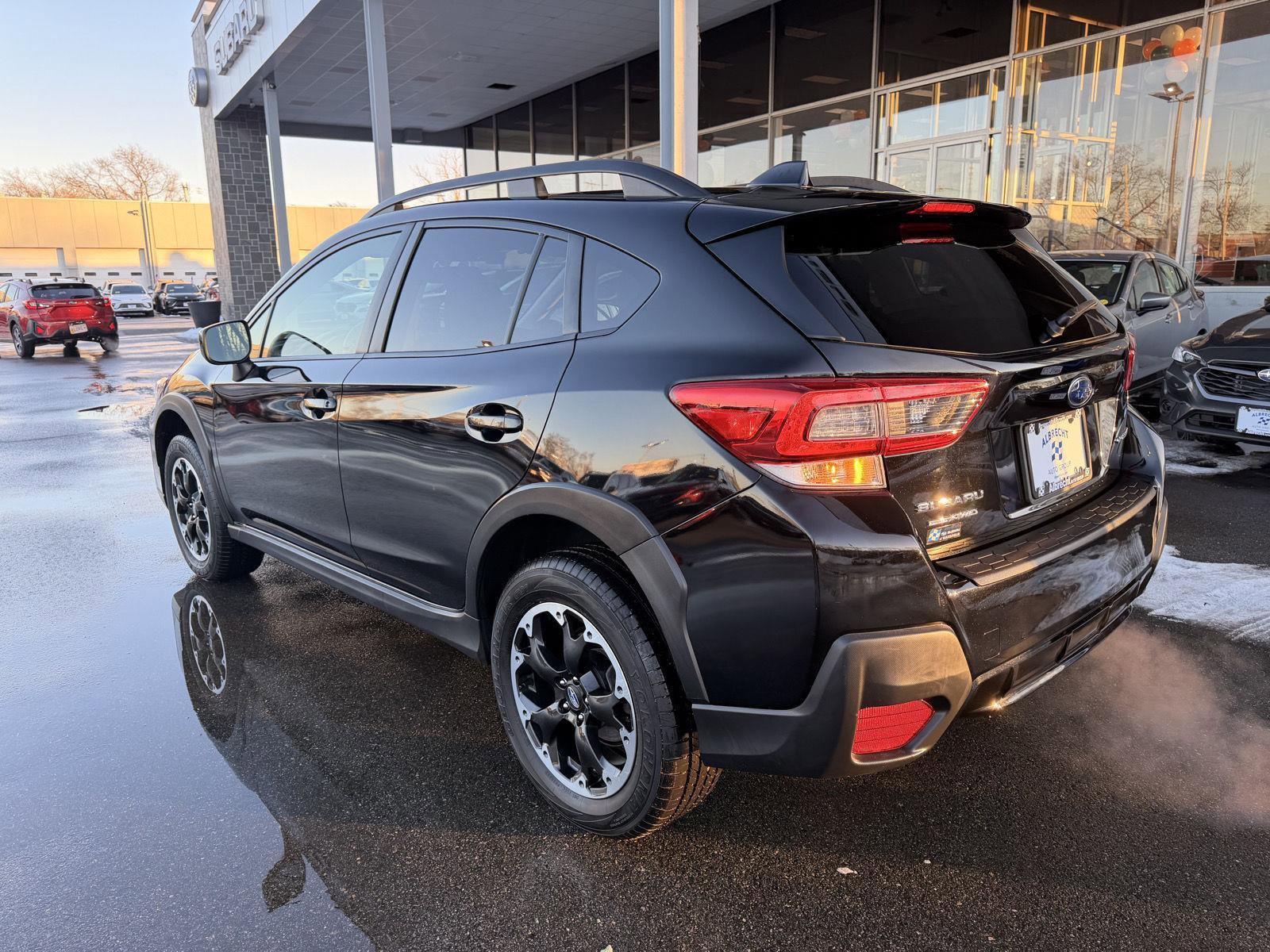 Certified 2023 Subaru Crosstrek 2.0i Premium image 3