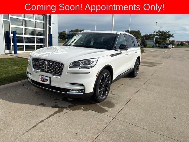 Used 2023 Lincoln Aviator Reserve w/ Equipment Group 201A AWD/4WD image 1