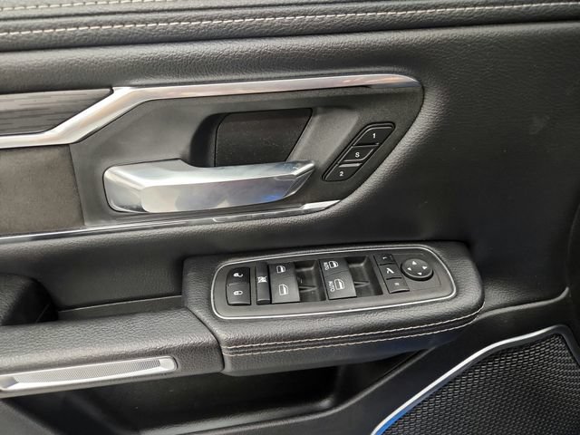 Used 2024 RAM 1500 Laramie AWD/4WD image 16