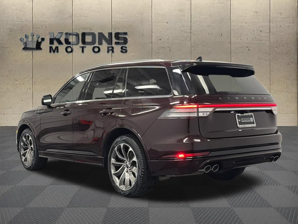 Used 2023 Lincoln Aviator Grand Touring w/ Equipment Group 301A AWD/4WD image 6