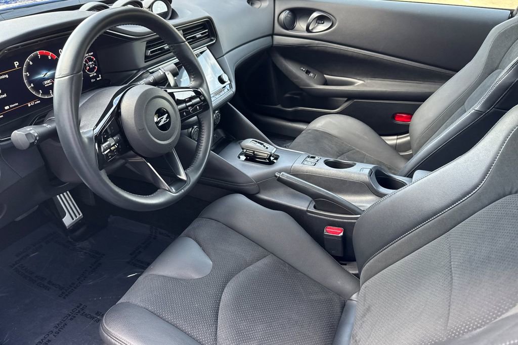 Used 2024 Nissan Z Performance w/ Floor Mat Package image 9