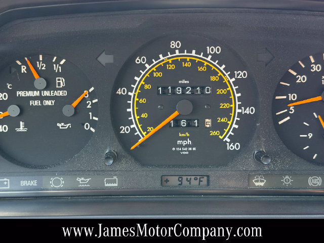Used 1995 Mercedes-Benz E 320 Convertible image 59