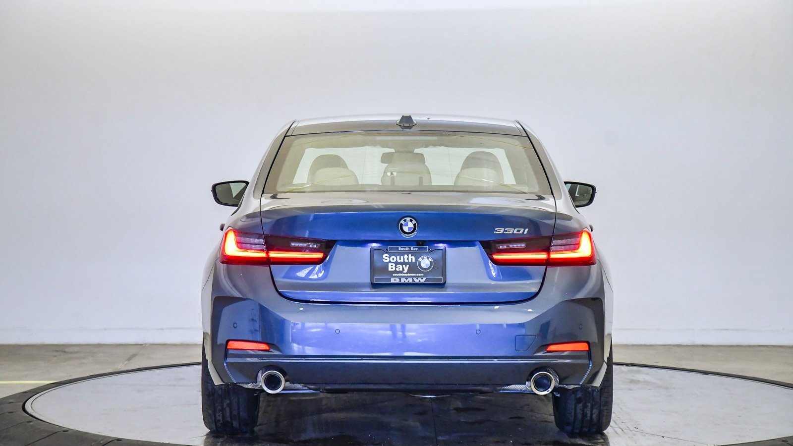 New 2026 BMW 330i Sedan w/ Premium Package image 3