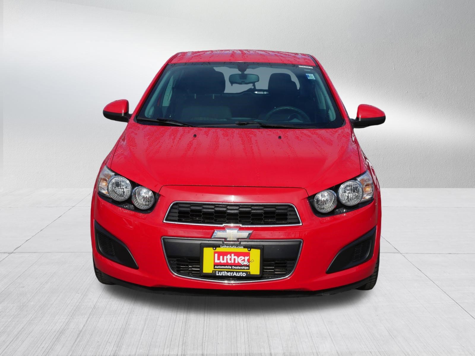 Used 2014 Chevrolet Sonic LT image 2
