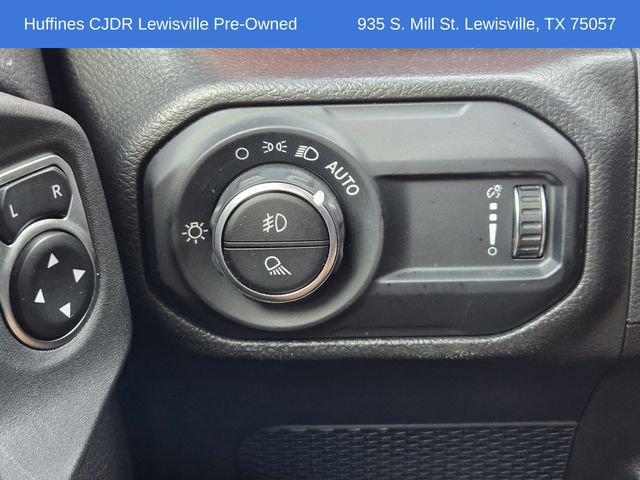 Certified 2023 Jeep Gladiator Rubicon w/ Cold Weather Group image 25