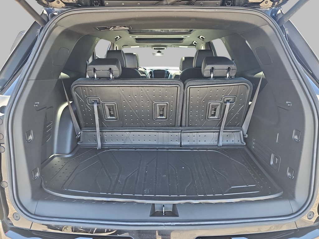 Certified 2023 Chevrolet Traverse Premier w/ LPO, Floor Liner Package AWD/4WD image 17