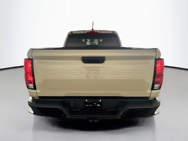 Used 2024 Chevrolet Colorado Trail Boss w/ Technology Package AWD/4WD image 7