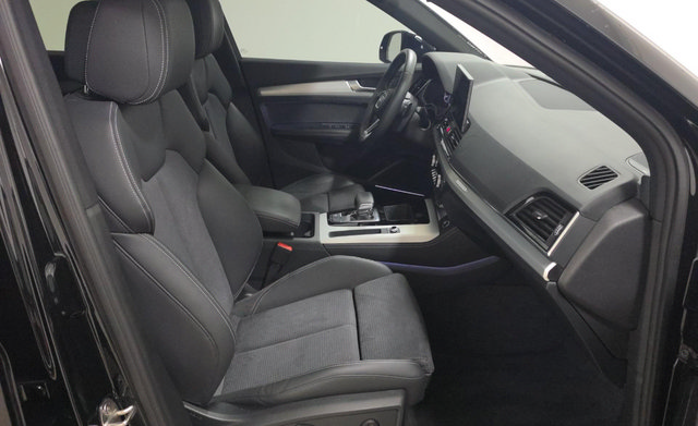 Used 2023 Audi Q5 e Premium Plus w/ Premium Plus Package AWD/4WD image 6