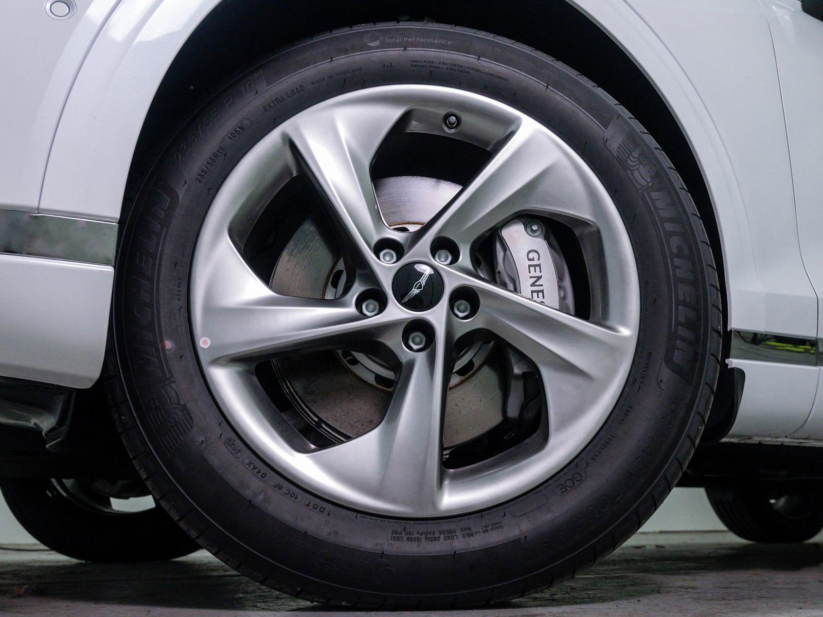 New 2026 Genesis GV70 2.5T Advanced image 6