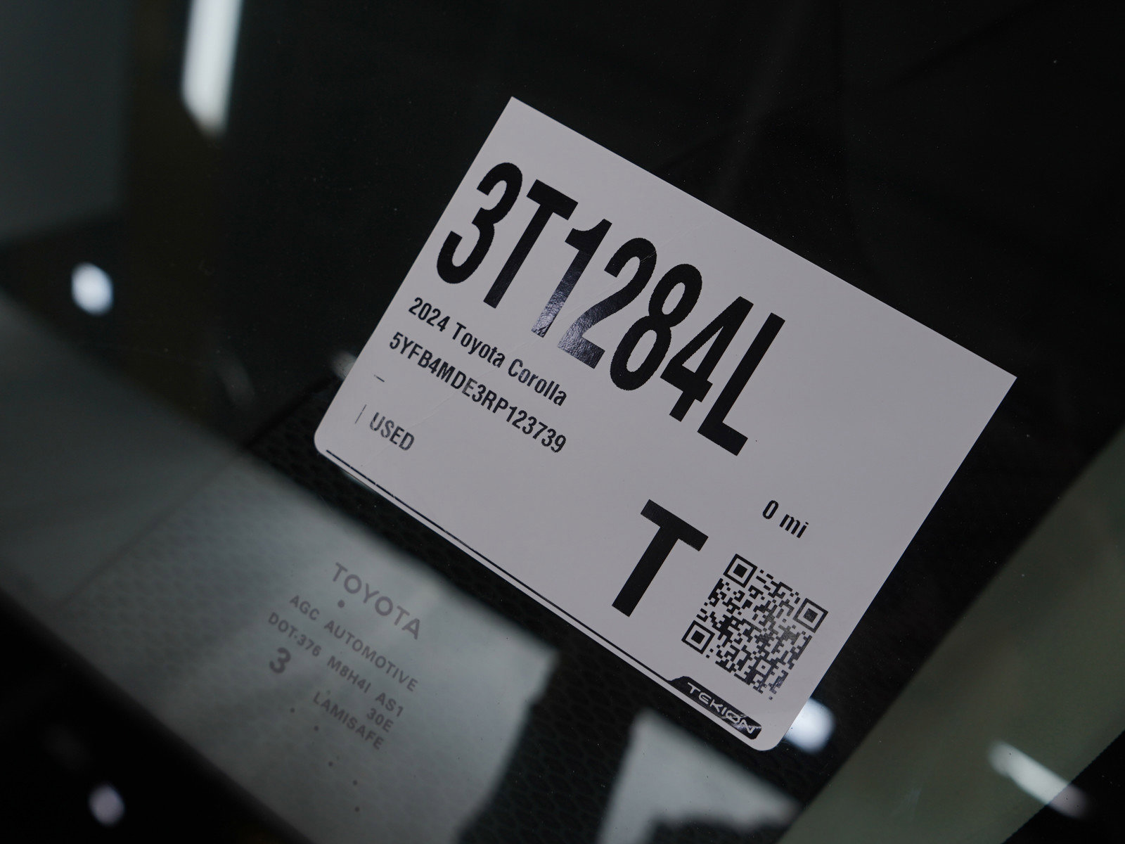 Used 2024 Toyota Corolla LE image 28