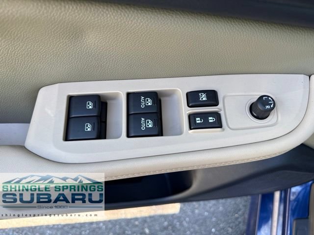 Used 2015 Subaru Legacy 2.5i Premium w/ Moonroof Package AWD/4WD image 29