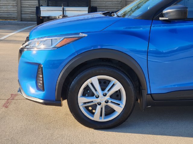 Used 2025 Nissan Kicks Play S FWD image 15