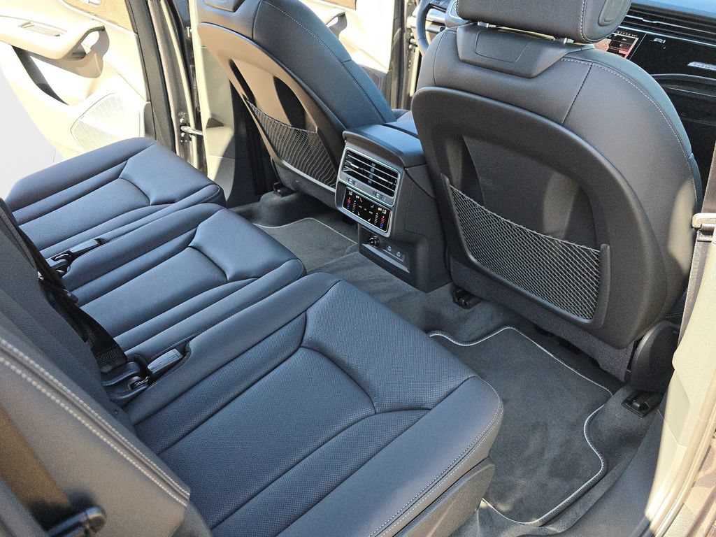 New 2026 Audi Q7 Premium Plus AWD/4WD image 11