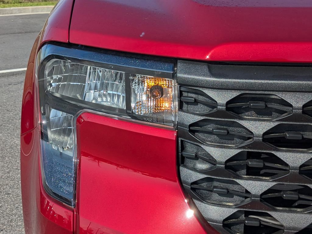 New 2025 Ford Maverick XLT w/ XLT Luxury Package image 10