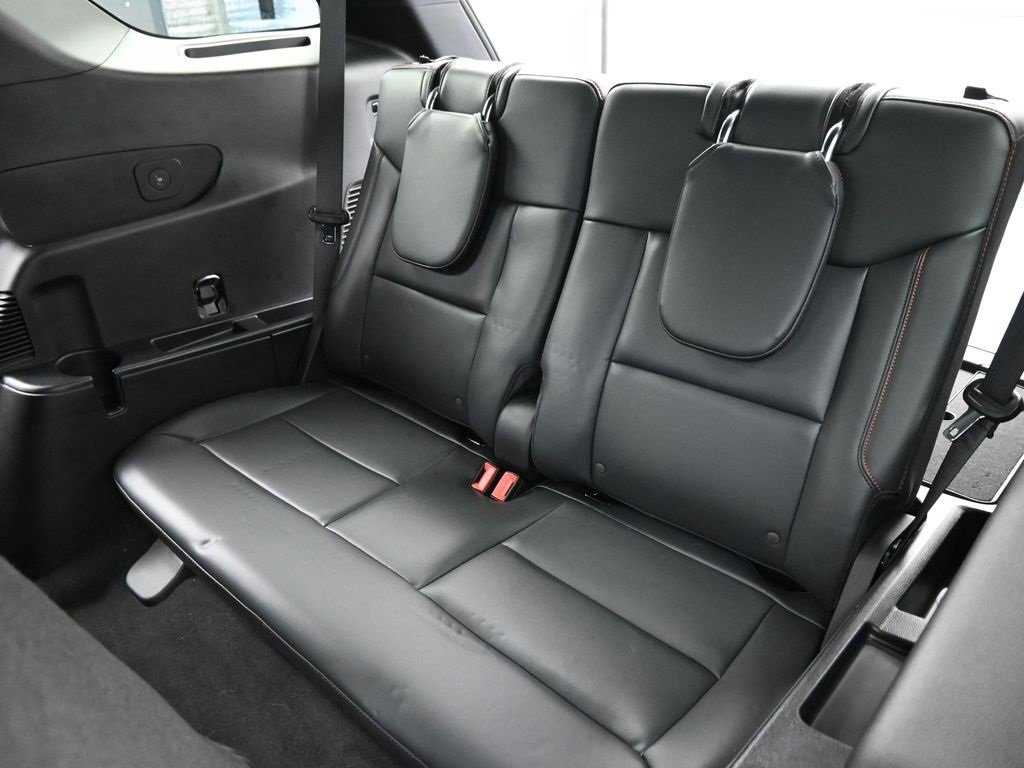 Used 2025 Ford Explorer ST w/ Sun And Sound Package image 20