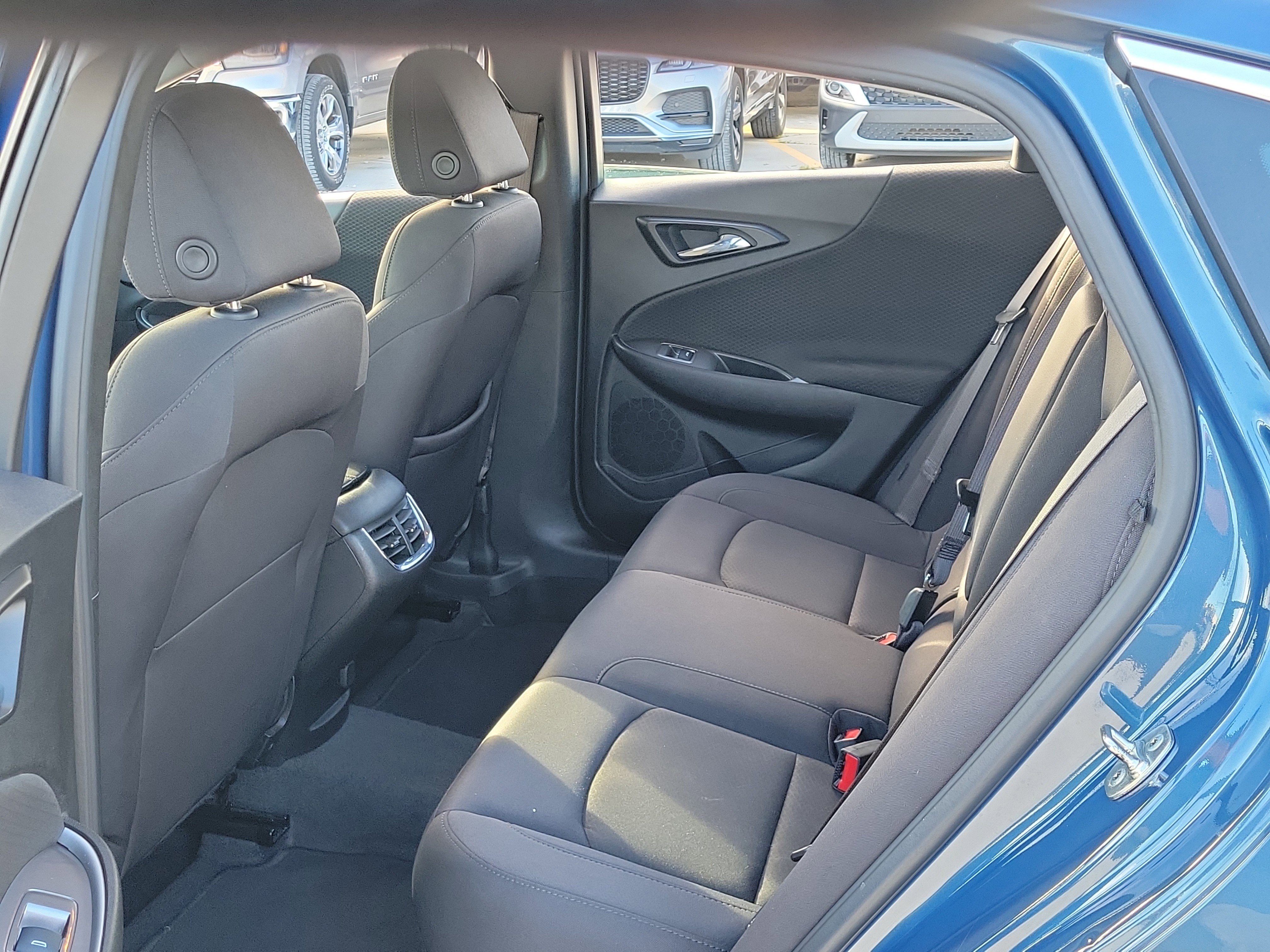 Used 2024 Chevrolet Malibu LT FWD image 13