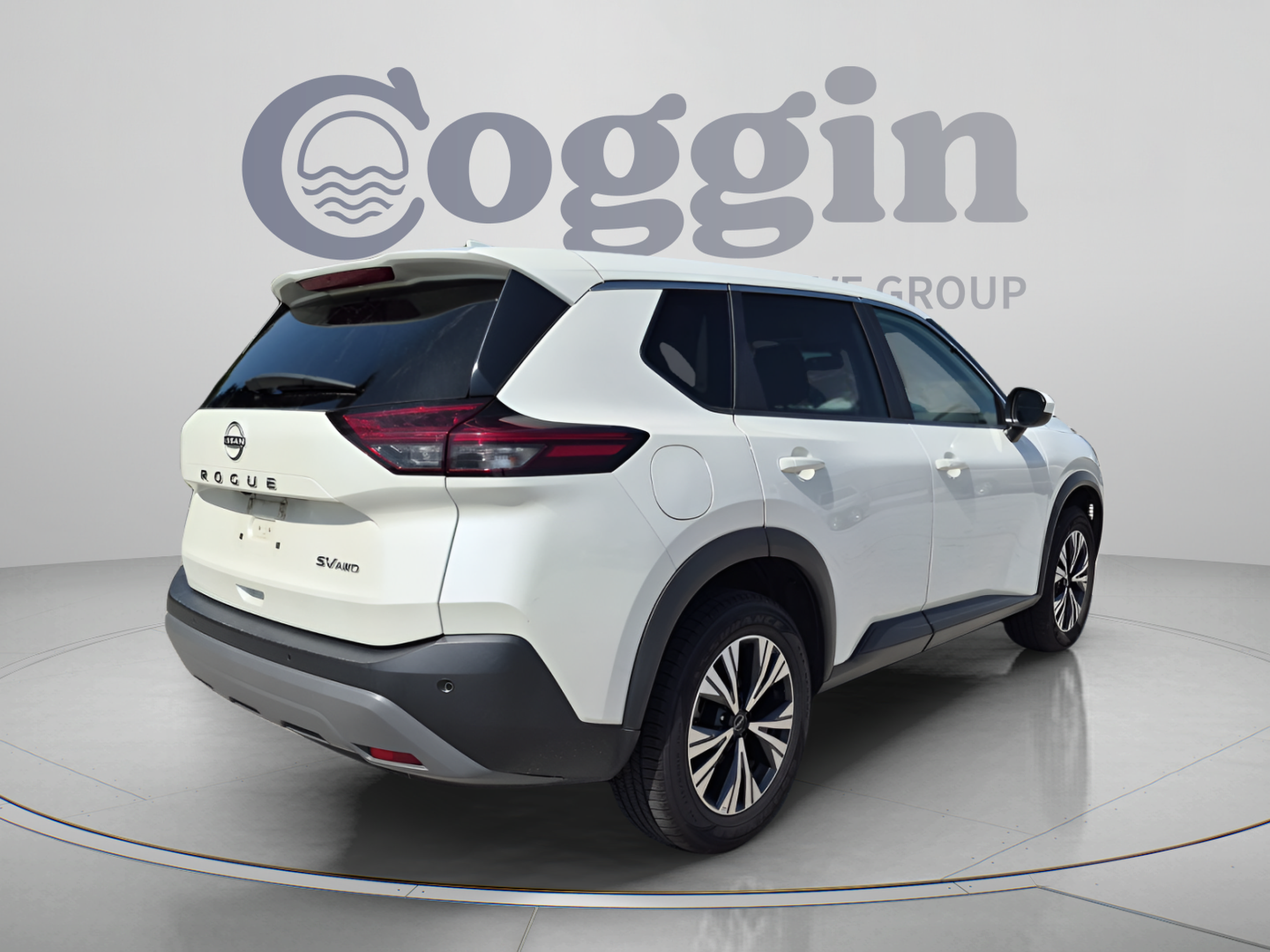 Used 2023 Nissan Rogue SV AWD/4WD image 6