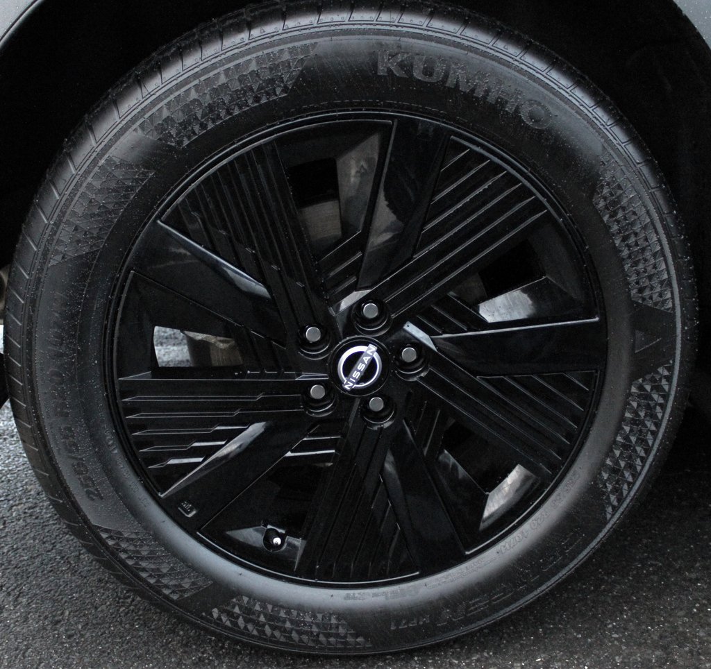 Certified 2025 Nissan Murano SV image 12