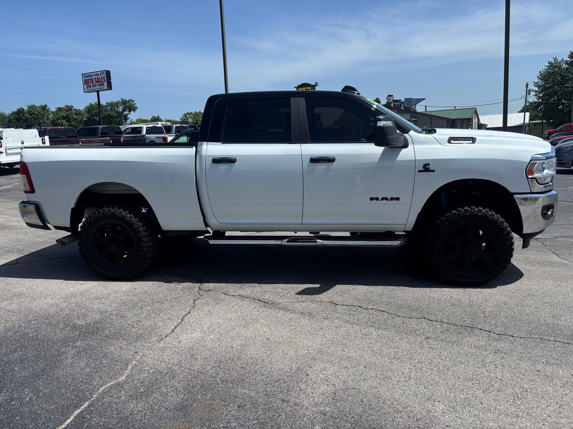 Used 2024 RAM 2500 Big Horn w/ Off Road Package AWD/4WD image 8