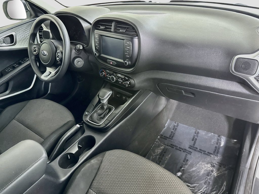 Used 2021 Kia Soul LX FWD image 29
