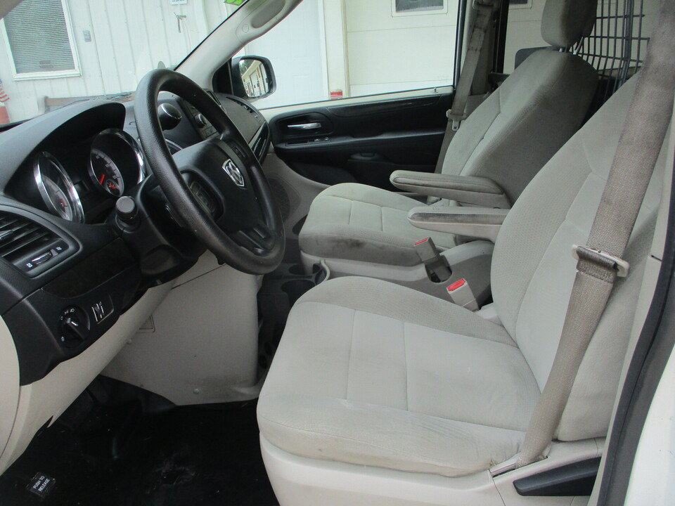 Used 2013 RAM C/V Tradesman FWD image 26