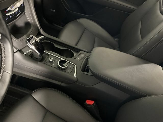 Used 2026 Cadillac XT5 Sportv w/ LPO, Floor Liner Package AWD/4WD image 15