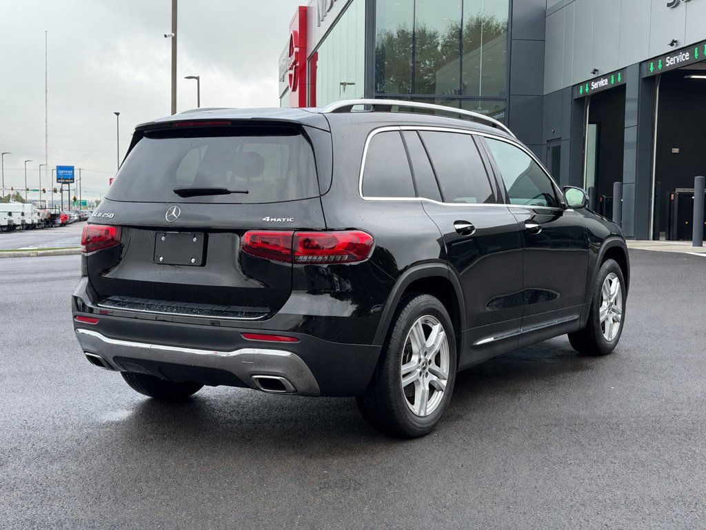Used 2020 Mercedes-Benz GLB 250 4MATIC image 5