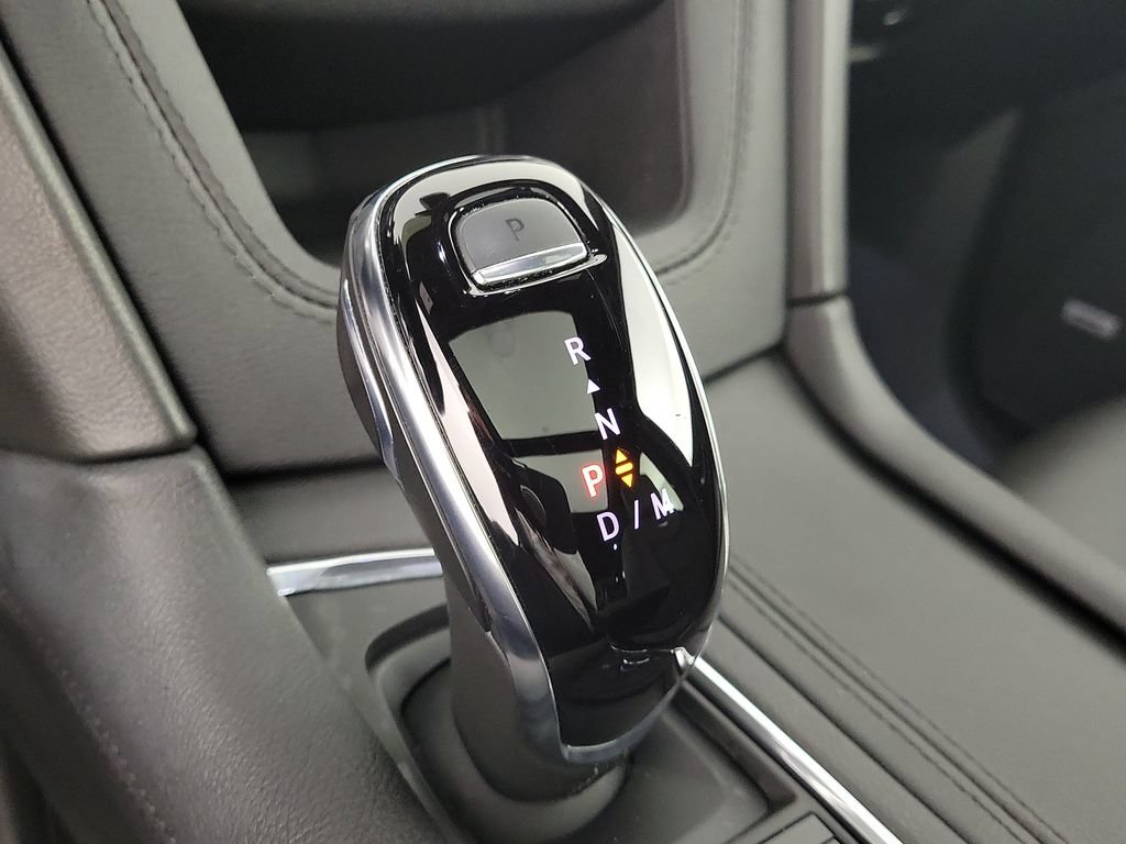 Certified 2023 Cadillac XT6 Premium Luxury FWD image 31