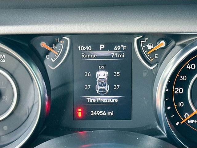 Used 2022 Jeep Wrangler Unlimited Sport AWD/4WD image 13