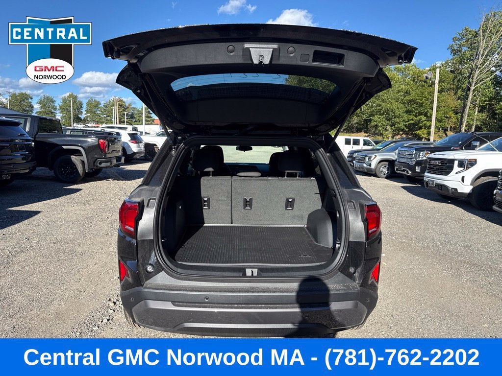 New 2027 GMC Terrain Elevation w/ LPO, Floor Liner Package AWD/4WD image 11