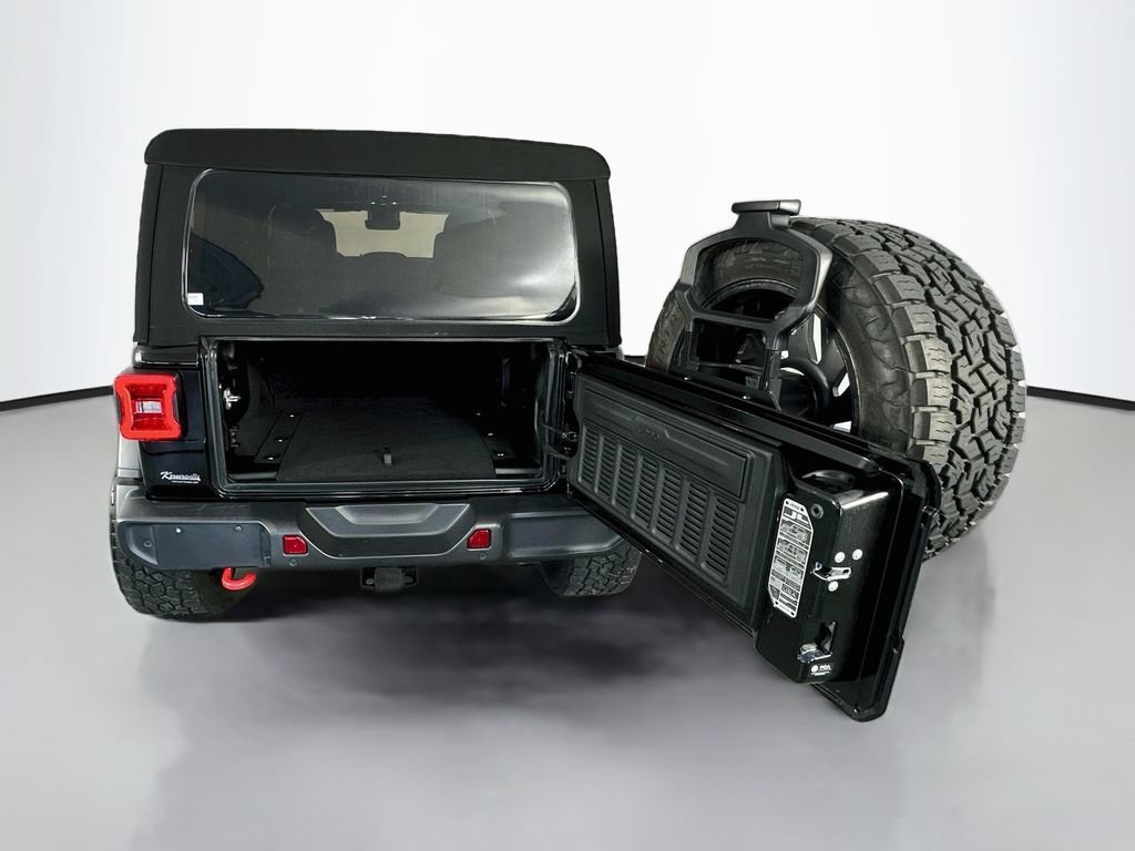 Used 2022 Jeep Wrangler Unlimited Rubicon w/ LED Lighting Group AWD/4WD image 28