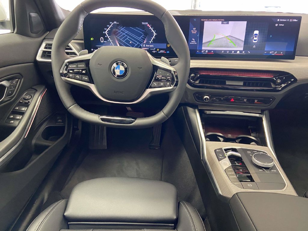 Used 2025 BMW 330i xDrive Sedan w/ Convenience Package AWD/4WD image 3