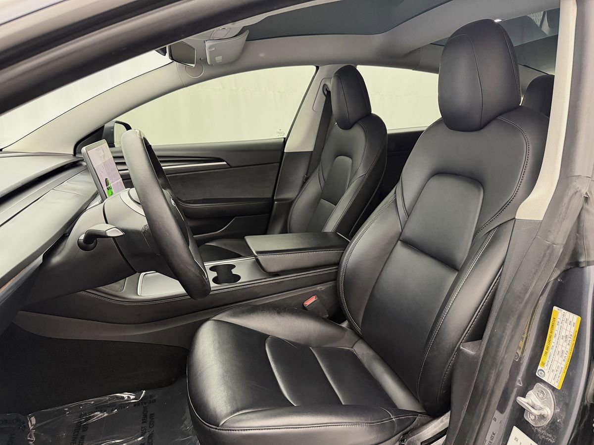 Used 2022 Tesla Model 3 Performance image 10