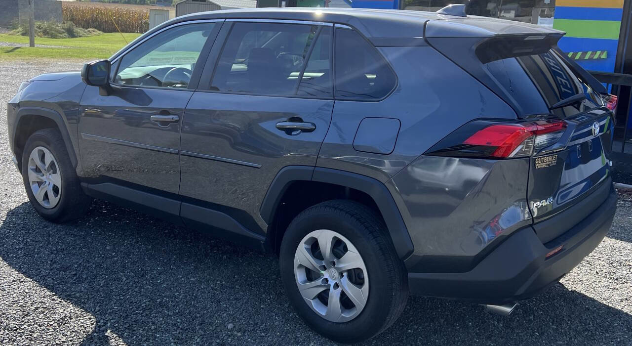 Used 2023 Toyota RAV4 LE image 7