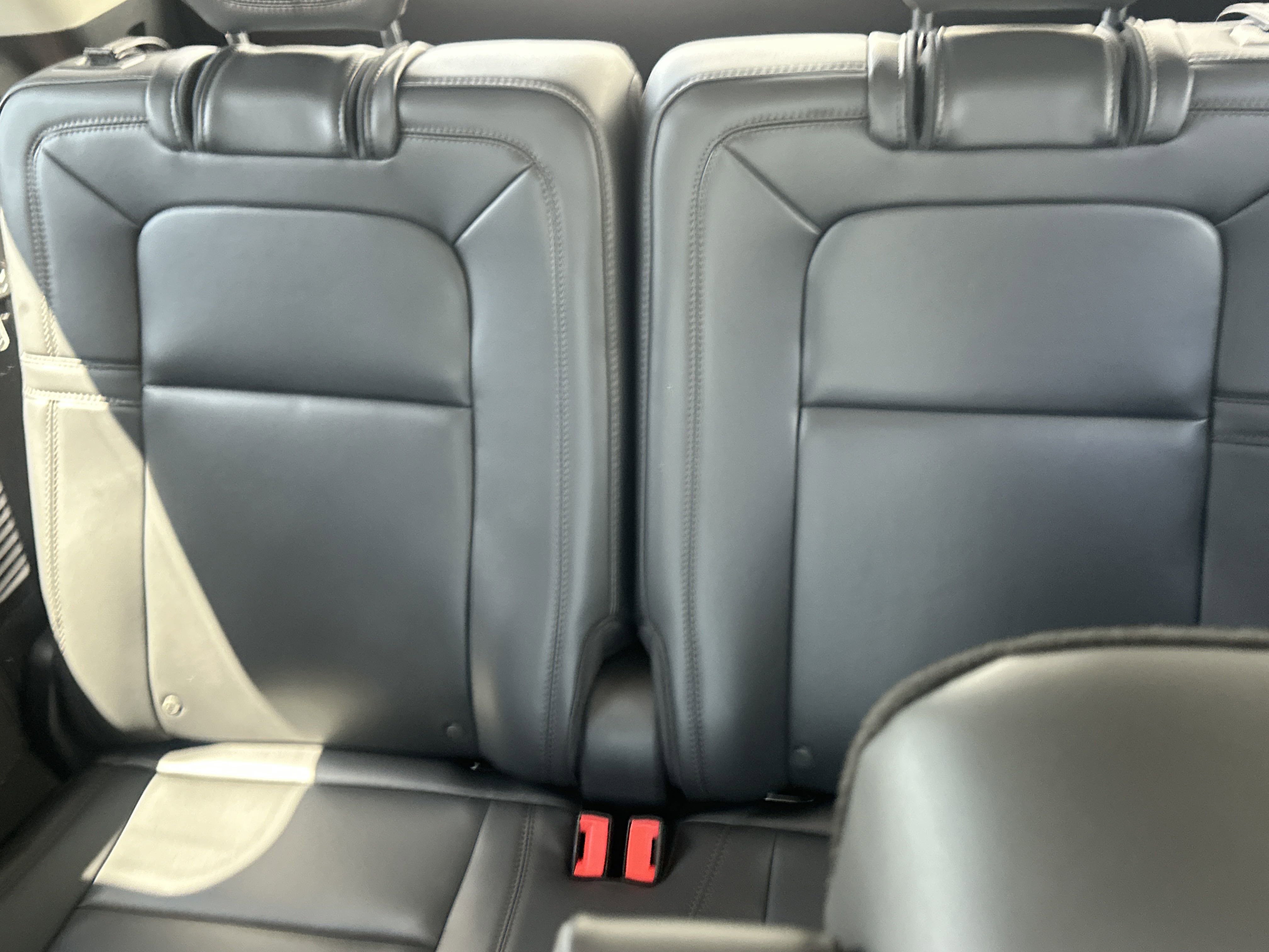 New 2025 Lincoln Aviator Reserve w/ Luxury Package image 14
